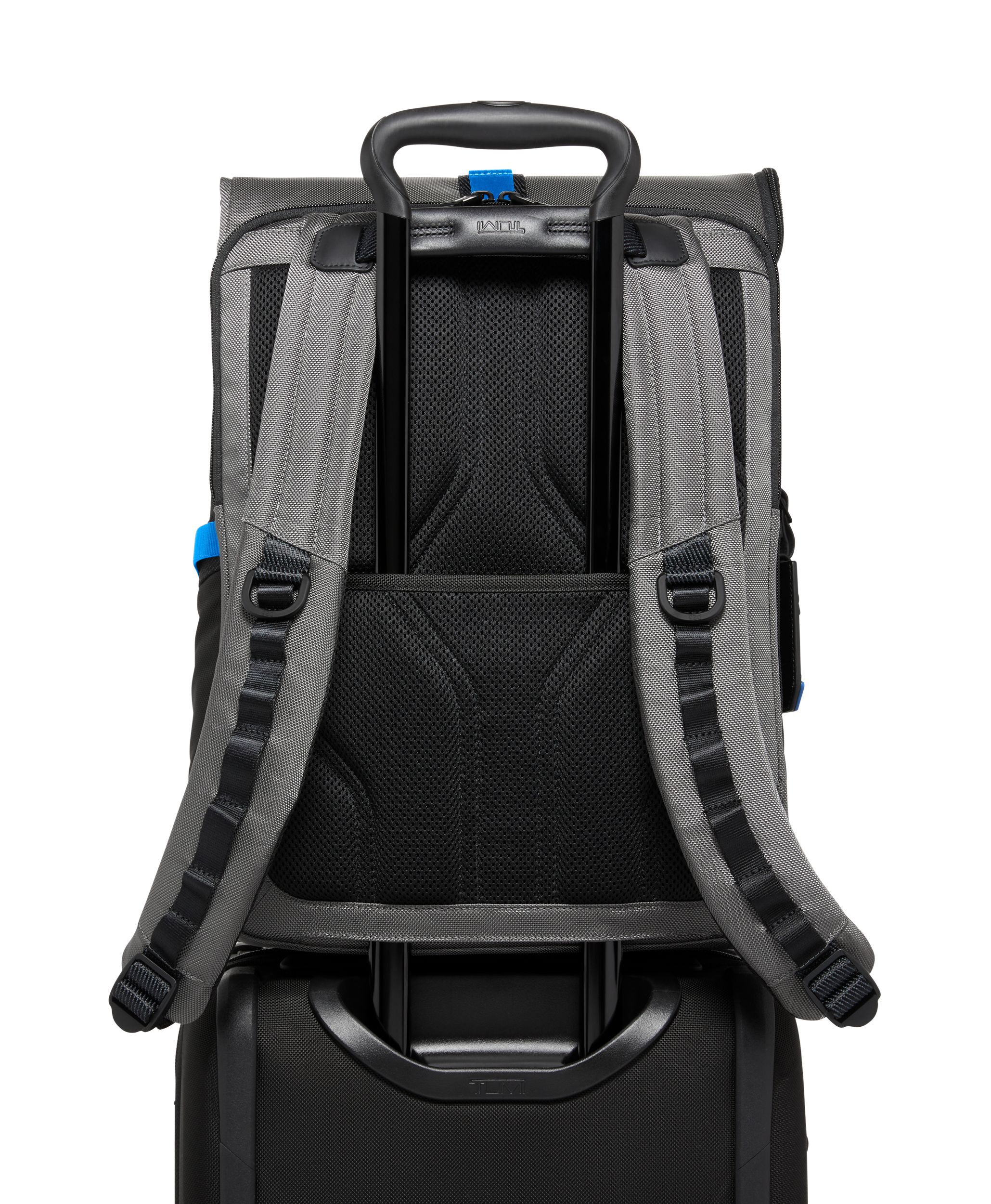 セール価格公式 【未使用】TUMI 収納付 ALPHA BRAVO